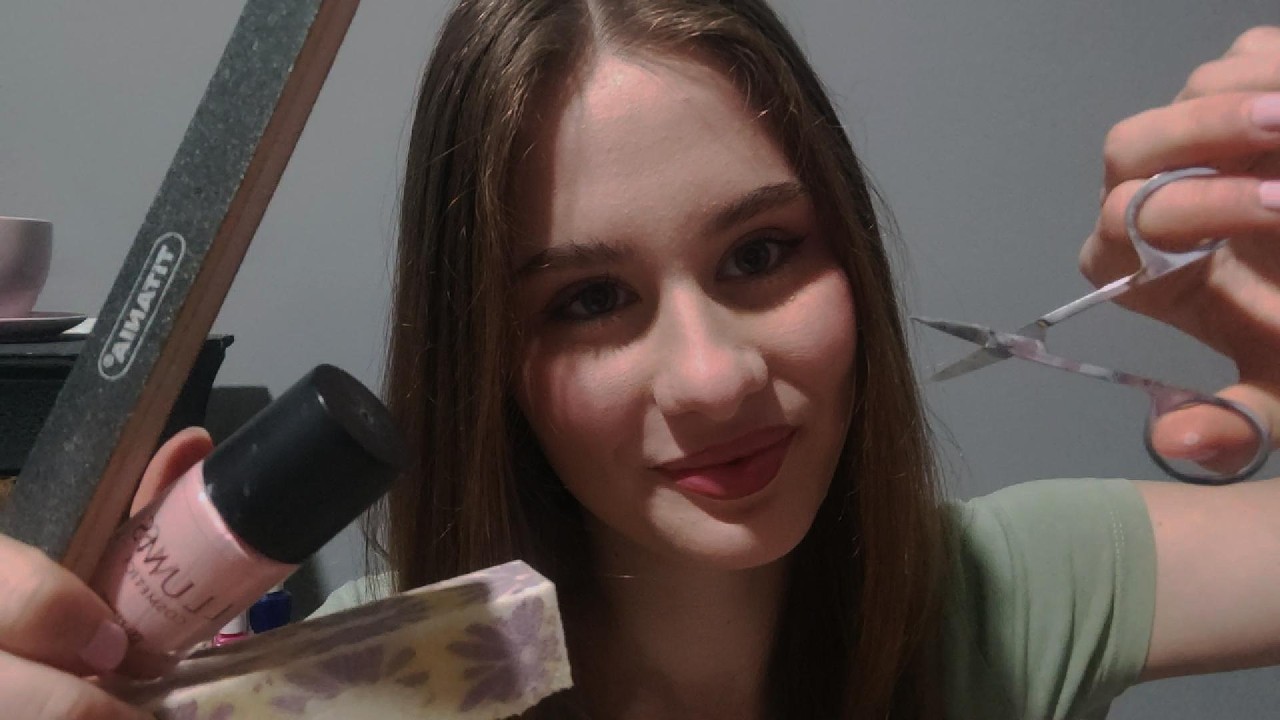 ASMR Doing Your Nails 💅🏼