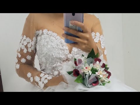 Vídeo: O Que Fazer Depois De Um Divórcio, Um Vestido De Noiva, Um Véu E Um Anel