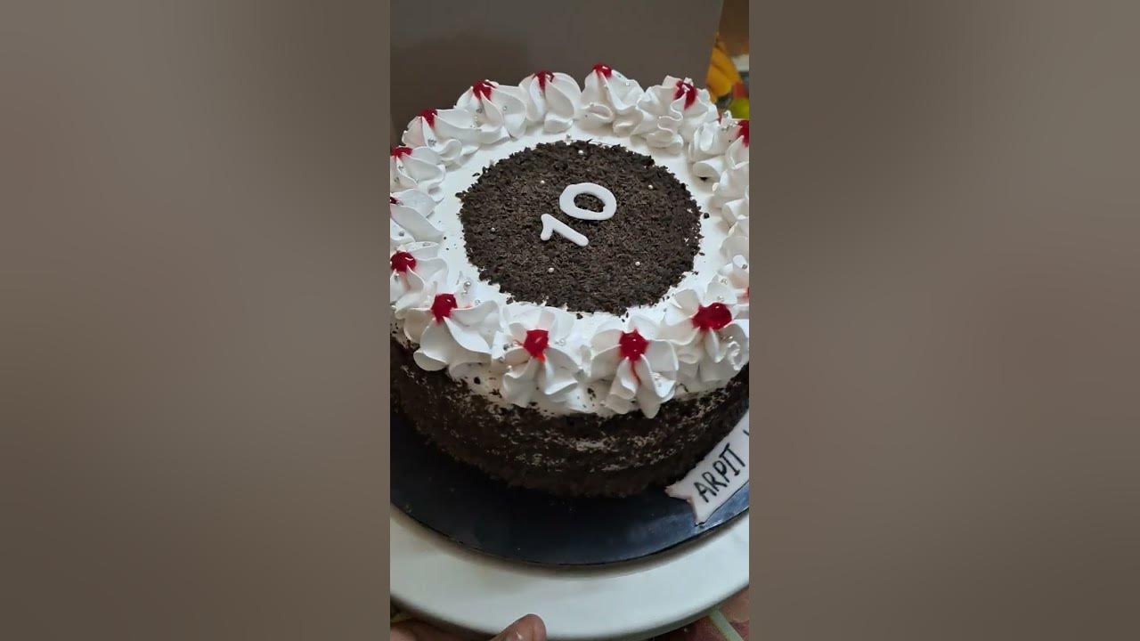 Its Black forest guyss  😍 #cake #birthdaycakelyrics #song #music #cakedecorating