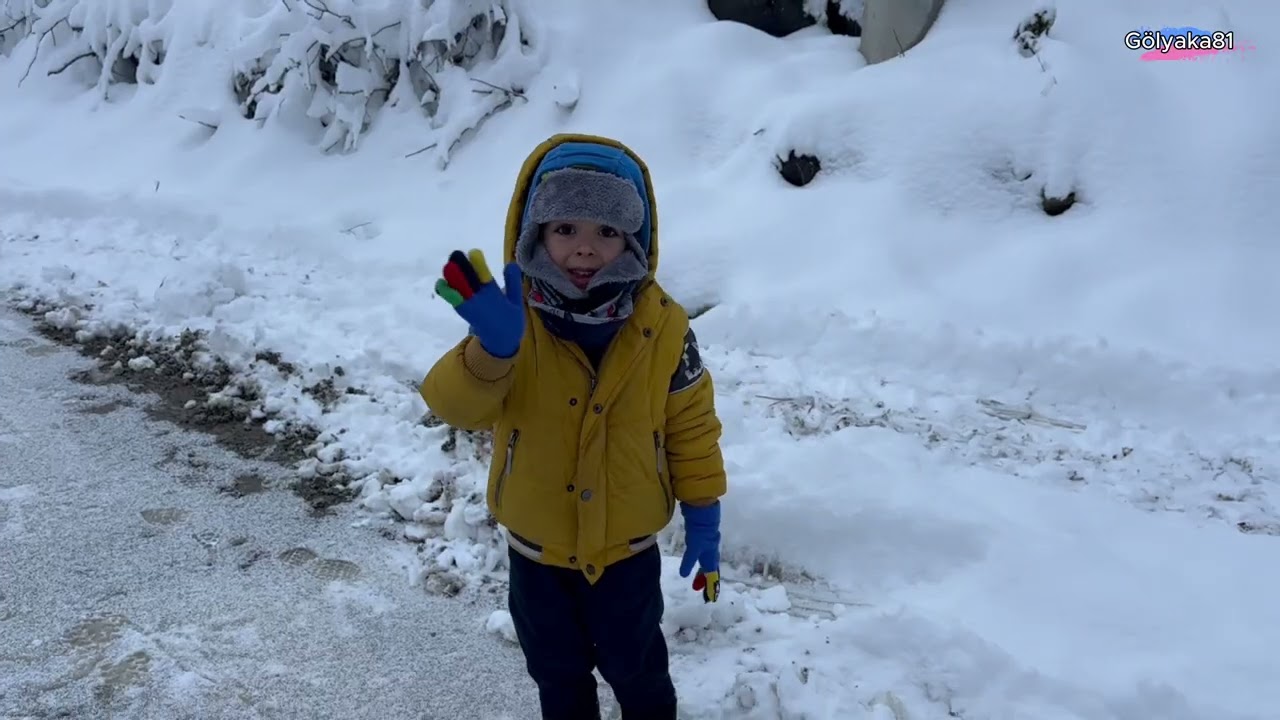 800 metre rakımlı Saçmalıpınar Köyü’nde kartpostallık görüntüler ortaya çıktı