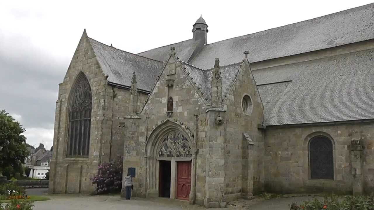 Église Saint-Briac de Bourbriac, Place du Centre, 22390 Bourbriac, Cotes d'Armor, Brittany, France