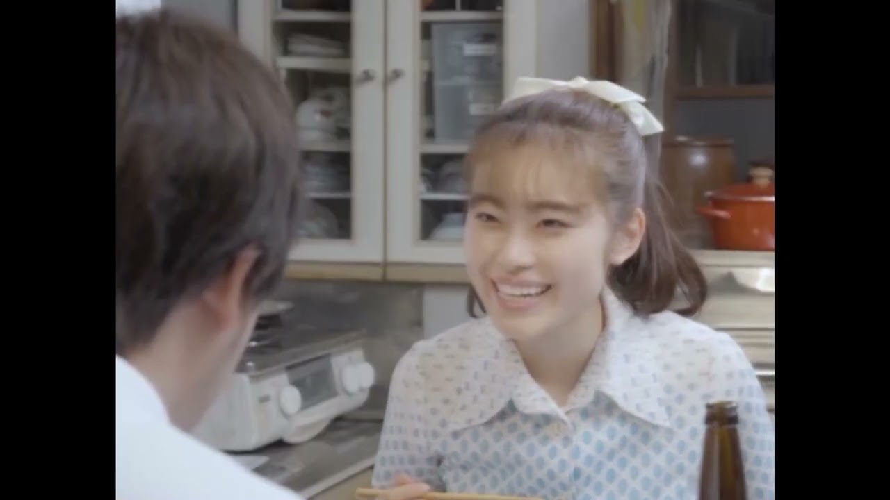 A world line in which grandmas don't eat gummy candies - YouTube