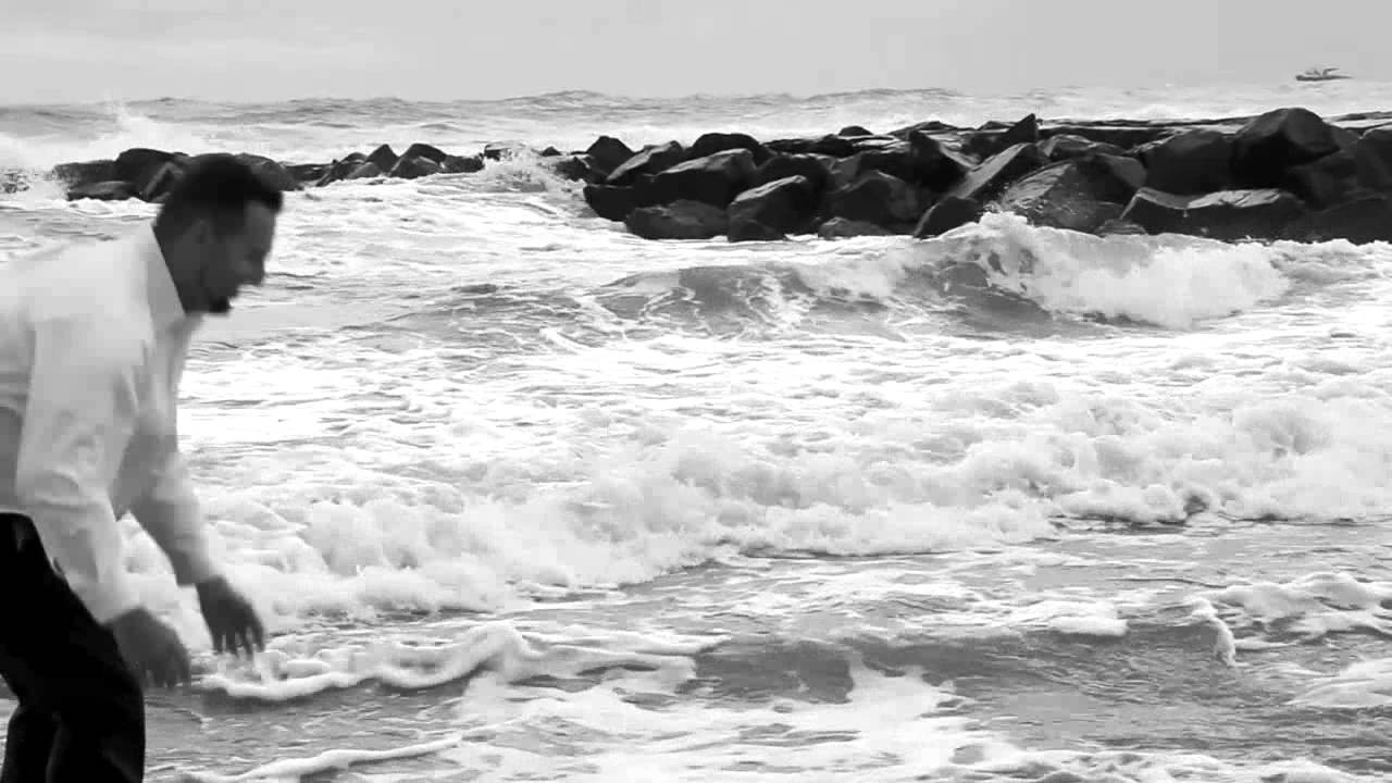 Kelly and Greg Trash The Dress!!! - YouTube