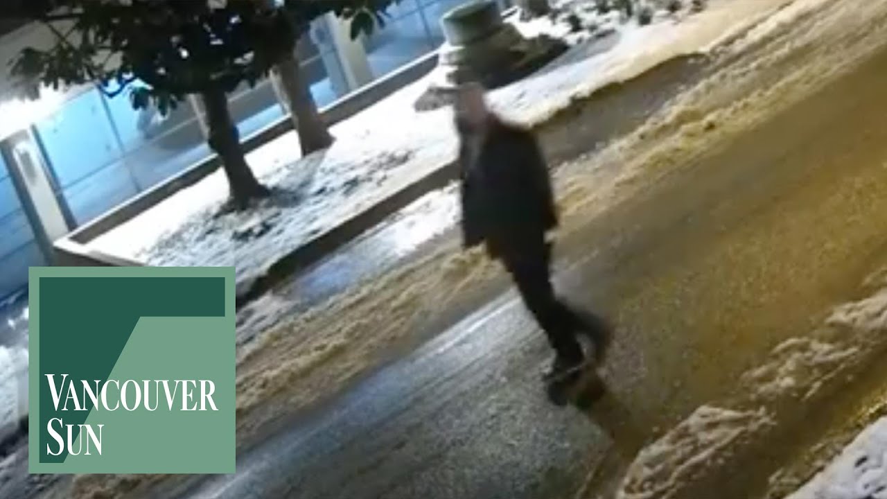 Surveillance tape of suspect in West End stranger attack | Vancouver Sun