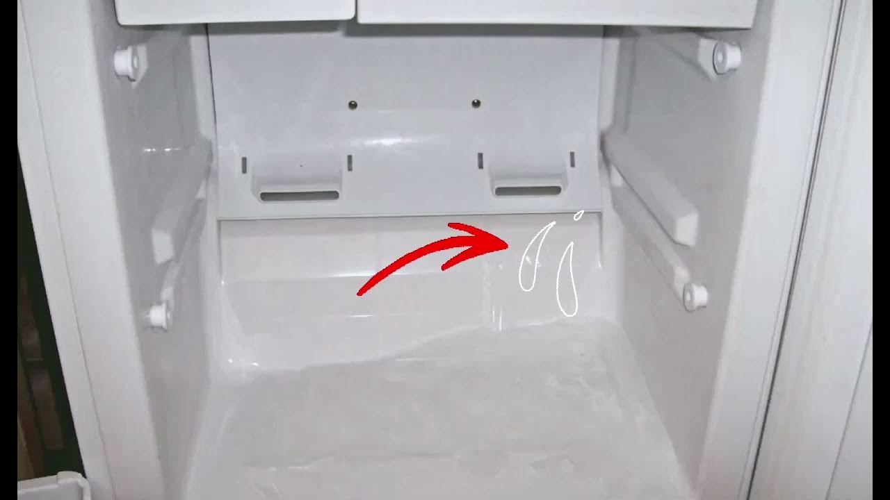 Холодильник Indesit no Frost дренажное отверстие