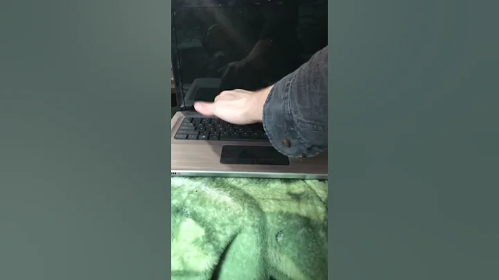 How to fix an HP laptop that won't turn on. STEP BY STEP TUTORIAL*