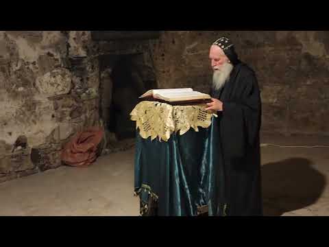 Video: Menjelajahi Gereja Makam Suci: Panduan Pengunjung