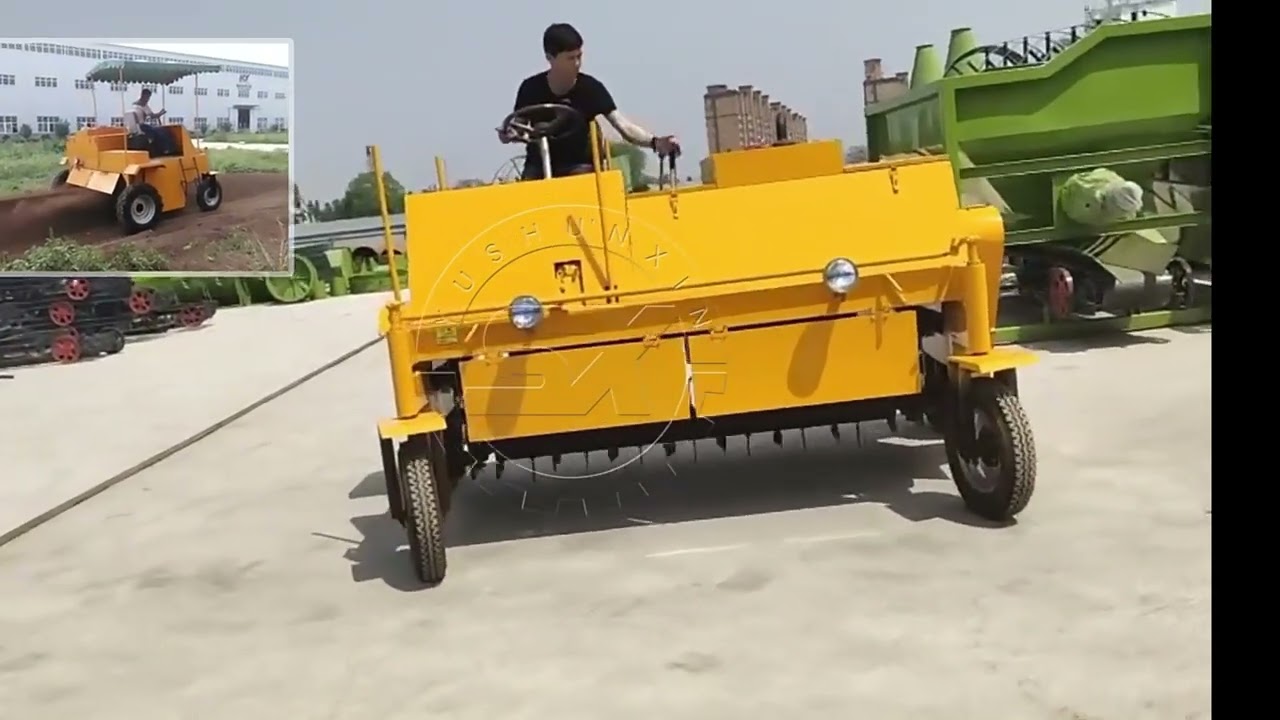 Self propelled compost turner