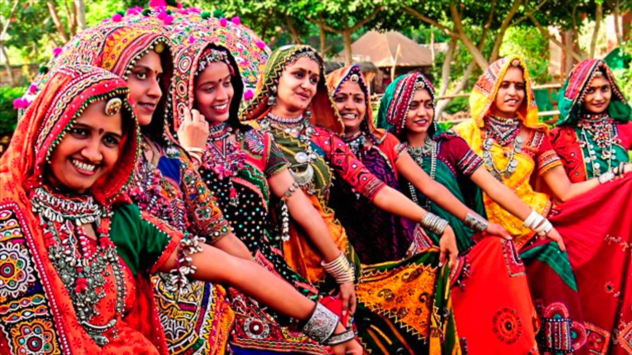 India: Geography, Culture, and Attire 