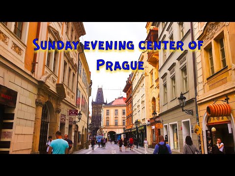 Video: Ako Praha Láka Turistov