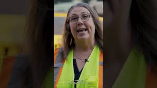 What can an electric school bus do