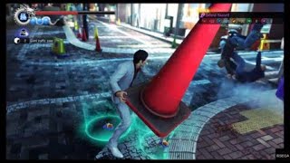 QuickClipsHQ - Sharing a big cone (YAKUZA 6: The Song of Life)