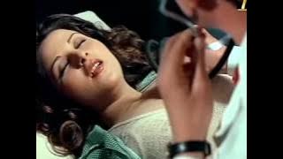 بوسى تفتح ملابسها و تنهج