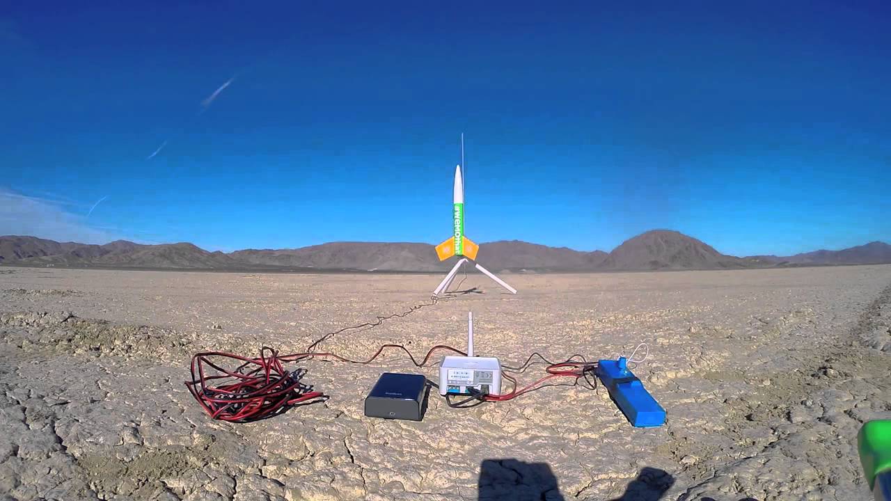 WEMO THAT model rocket launch with WEMO Maker - YouTube