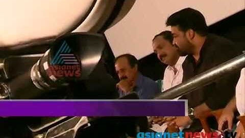 Mohanlal honoured  Gets the movie camera of his first film  Thiranottam from Kerala government