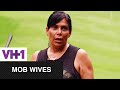 Mob Wives | Renee Gives AJ Relationship Advice | VH1