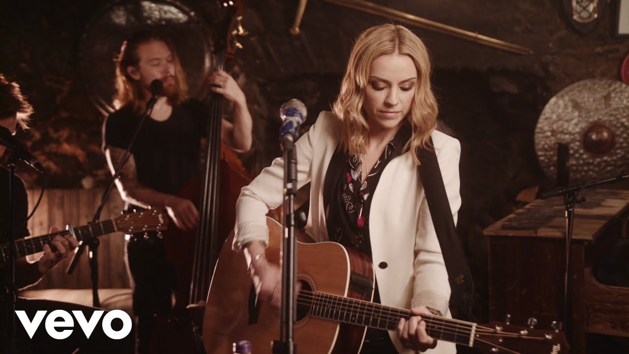 Amy Macdonald – This Is The Life (Acoustic / Drovers Inn Session)