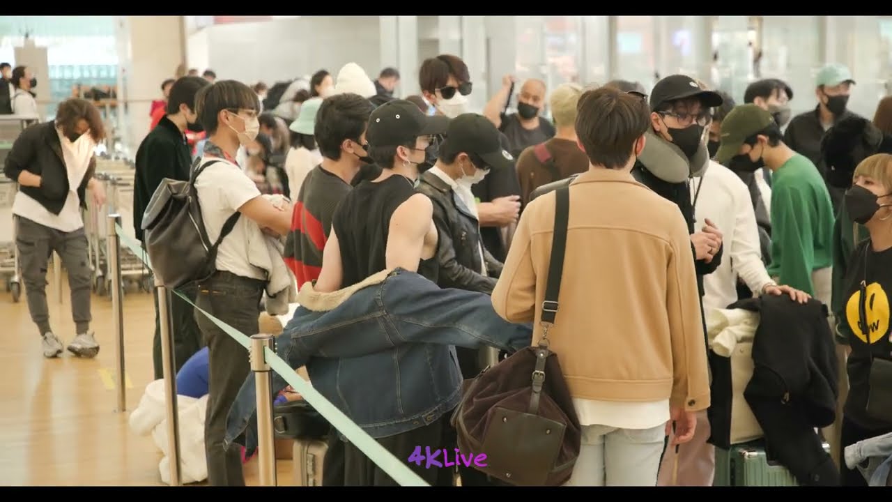 20221019 Cast of Kinn Porsche Series departure Incheon to Thailand