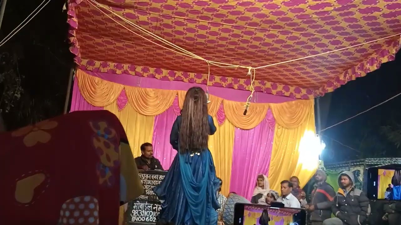 सोहर लाल की नौटंकी सूबेदार और करिश्मा रानी का जबरदस्त मुकाबला देखते ही पब्लिक हो गई खुश