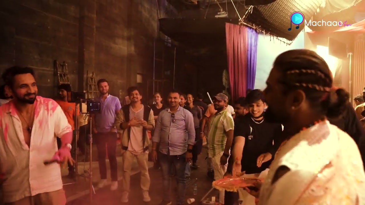 Holi SPECIAL!!! | Sunny Leone & Remo D'souza Fun With Team 