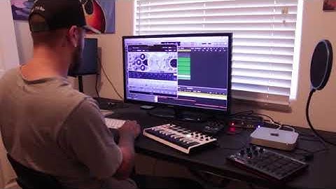 Tory Lanez Type Beat on Akai MPK Mini and Logic Pro X