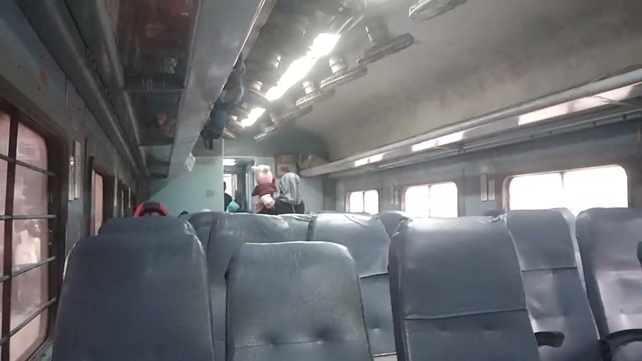 Gomti express my set for travelling is very nice & clean New Delhi railway to Lucknow journey 