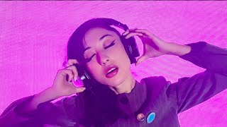 Isabella Lovestory ft. TAICHU - Putita Boutique [Only Fire Remix]