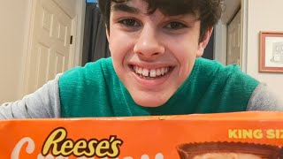 Trying Reese's creamy peanut butter cups