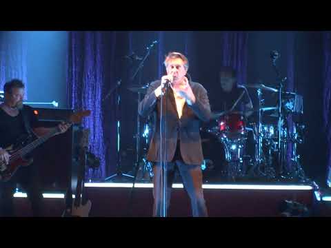 Bryan Ferry - Out Of The Blue - Live in Concert / Recorded by Pejman