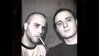 Flowklorikos   Mensaje en una botella + Letra
