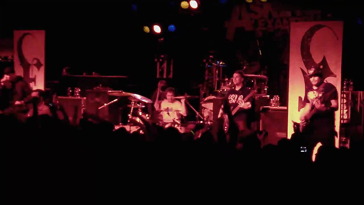 Emmure - R2 Deepthroat (LIVE HD)