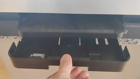 HP Printer Paper tray stuck