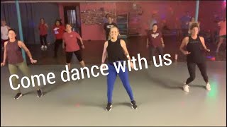 “Hips don’t lie” by Shakira , Wyclef Jean /Dance fitness with JoJo Welch