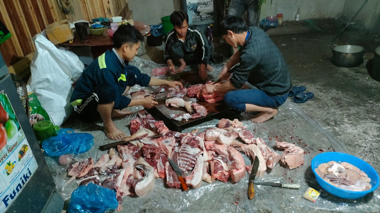 Đai tiệc lợn tết với món lòng xe điếu cực ngon. Tài Hà Giang
