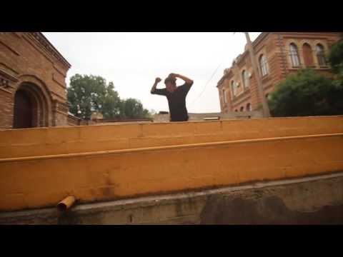 სულ შავები და მწვანე ტრუსი