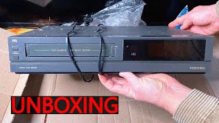 This VCR had a Bad Owner. Unpacking a Toshiba VHS Tape Recorder from 1990..