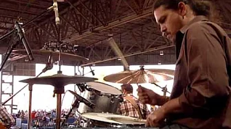 Ryan Bingham & the Dead Horses - Bread And Water (Live at Farm Aid 2009) Ryan Bingham & the Dead Horses - Bread And Water (Live at Farm Aid 2009)