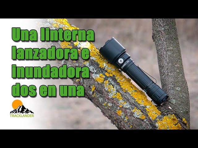 Linterna táctica LED Nitecore P30 - lanzadora recargable por USB-C