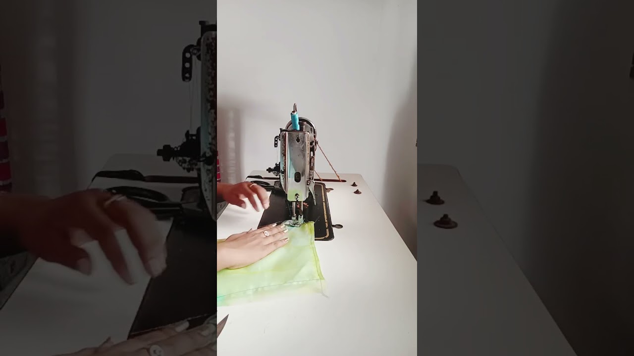 V🫶neck design,with less a perfect finishing.   Easy trick. .......✨