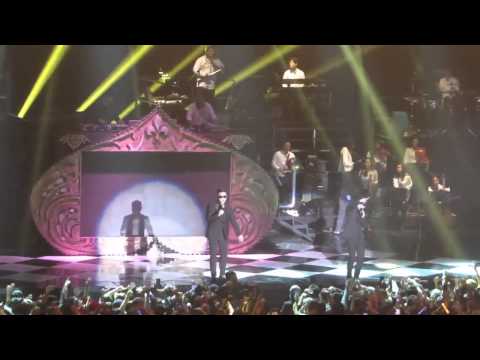 Baaam + Medley Dynamic Duo 다이나믹 듀오 Live @ Lucky Moment w Dynamic Duo