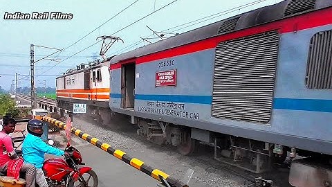 Fast & Furious Speedy WAP-5 & WAP-4 Loco Led Route Diverted Trains Skip Between Railgate | IR