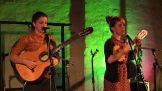 Marina Fages & Lucy Patané La Sangre En La Boca Del Lobo