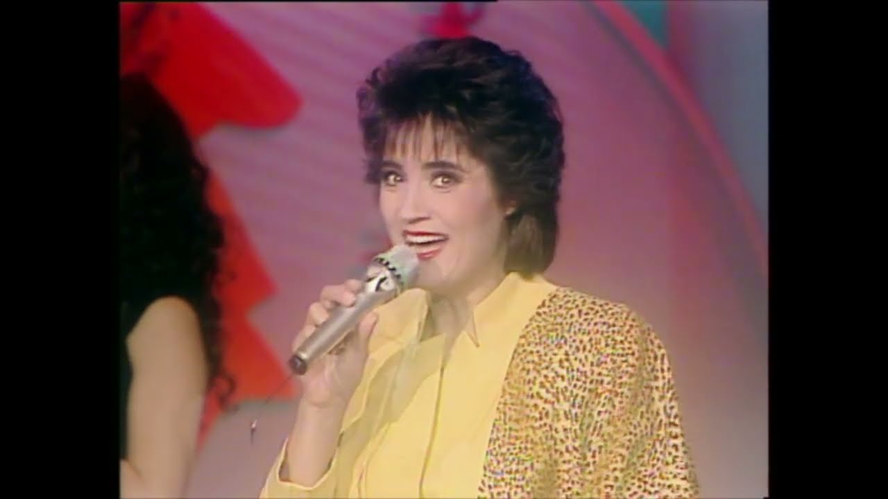 Linda De Suza  "Sébastien C'est Fou" "Quando Estou Triste Canto"