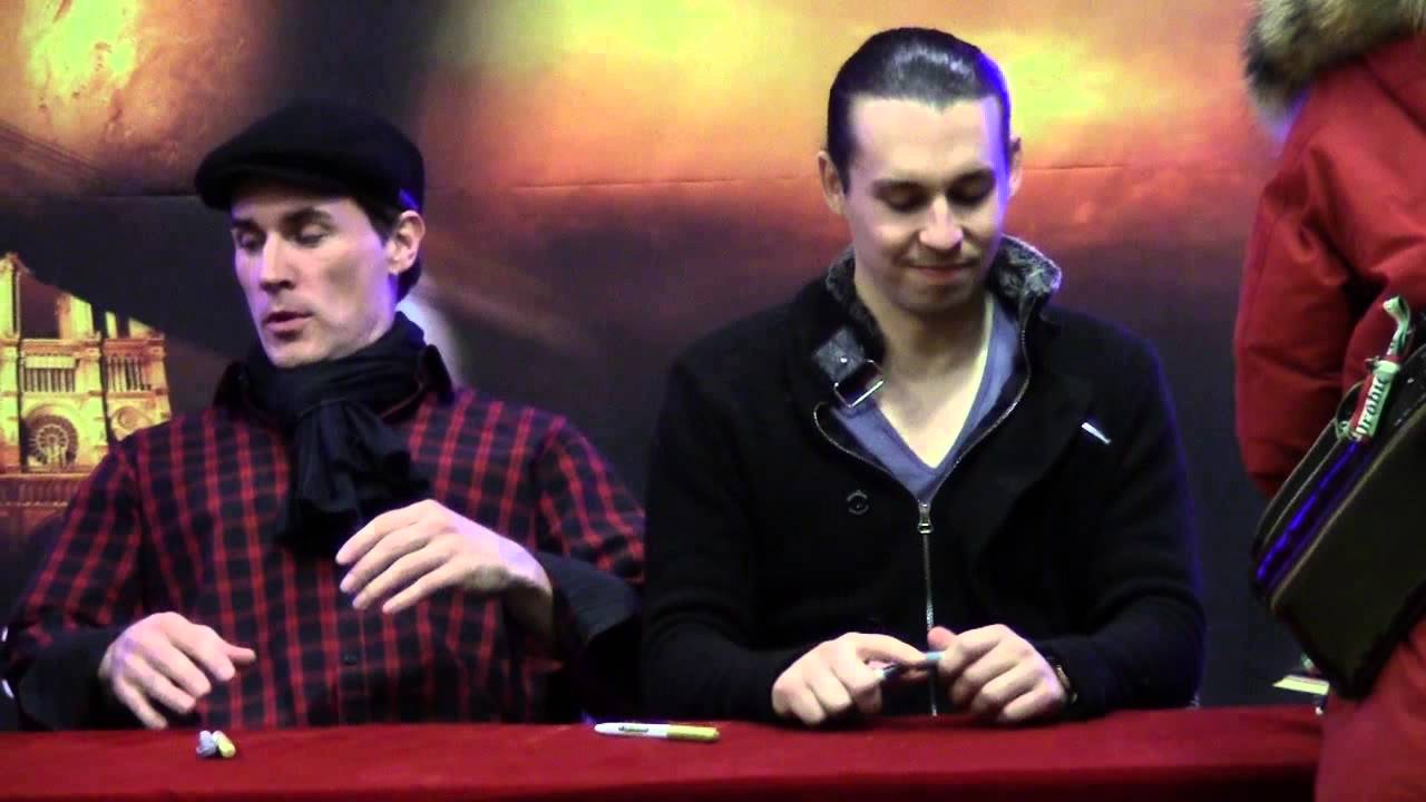 151211 Notre Dame de Paris -The autograph event (J