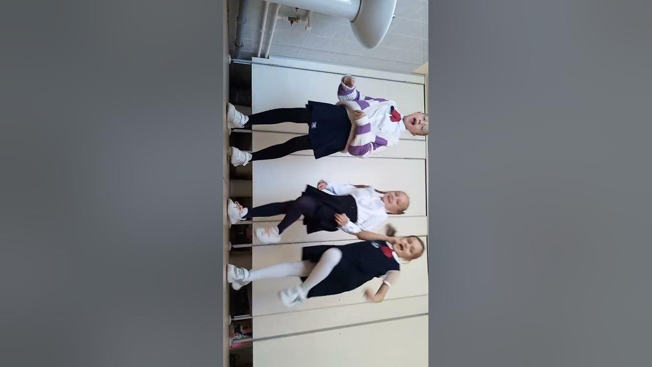 в школе 🏫 - YouTube