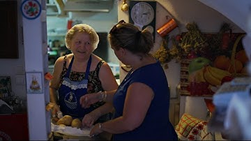 Penelope’s in Pyrgos – Authentic taste of Santorini