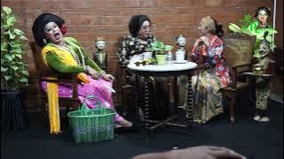 Raminten GREBEK rumah Soimah !!