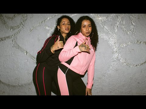 Tasha e Tracie - Agouro