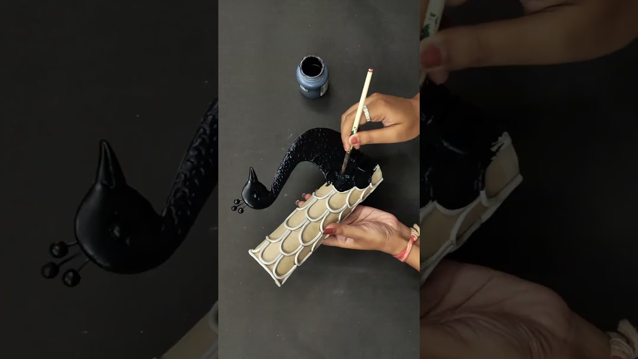 A Beautiful DIY Hanging Flower Vase 