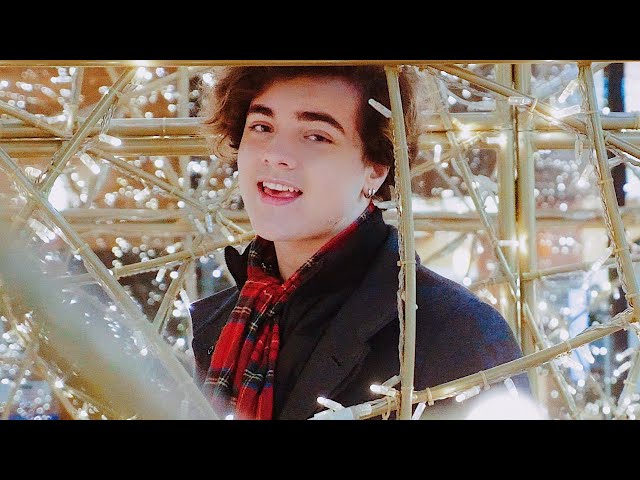 Alexander Stewart - Don't Give Your Heart Away This Christmas